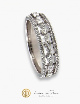 18K White Gold Wedding Band, Diamonds