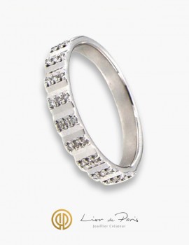 18K White Gold Wedding Band, Diamonds