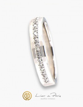 18K White Gold Wedding Band, Diamonds